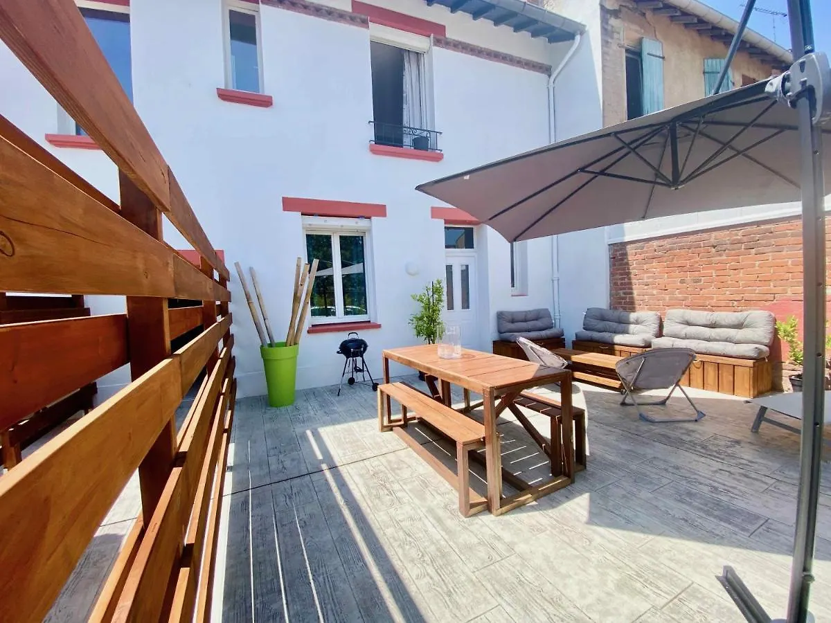 Voyage au Canal Montauban Appartement