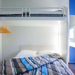 3* Hotel Unisotel Ex F1
